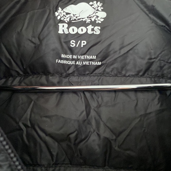 Roots Packable jacket (broken zipper) - Picture 3 of 7